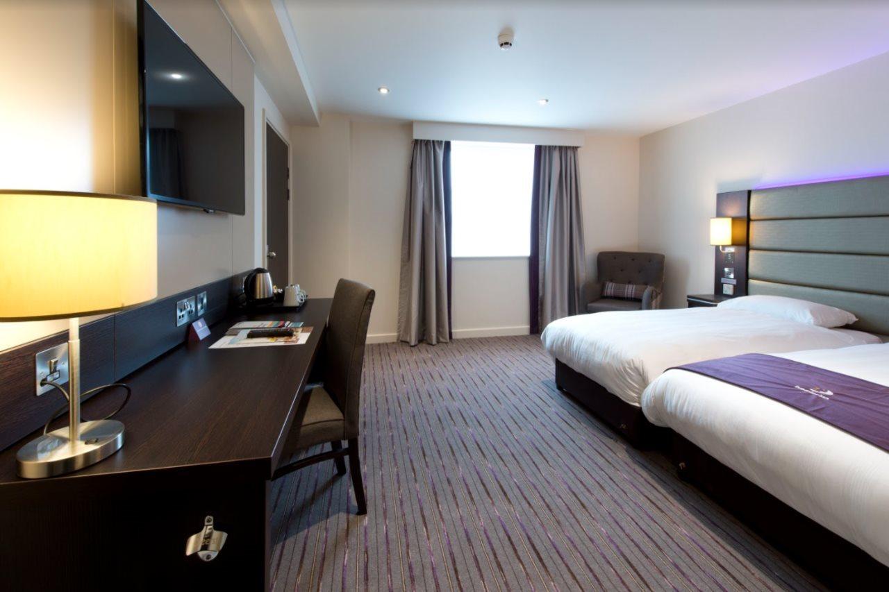 Premier Inn Leeds Headingley Екстер'єр фото
