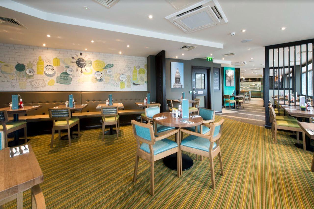 Premier Inn Leeds Headingley Екстер'єр фото